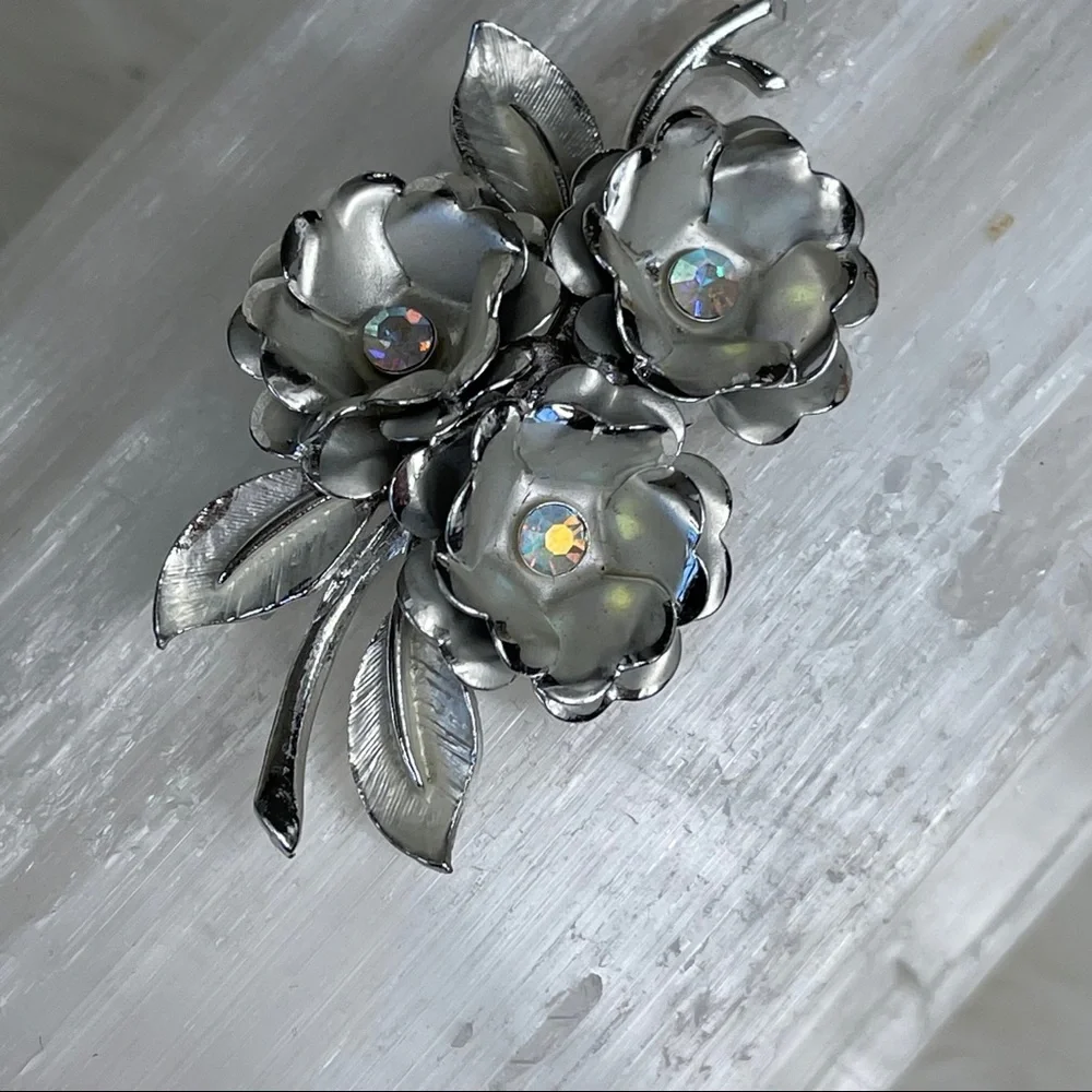 CORO pin VINTAGE floral BROOCH silver + rhinestone FEMININE stylish TIMELESS - Picture 8 of 13